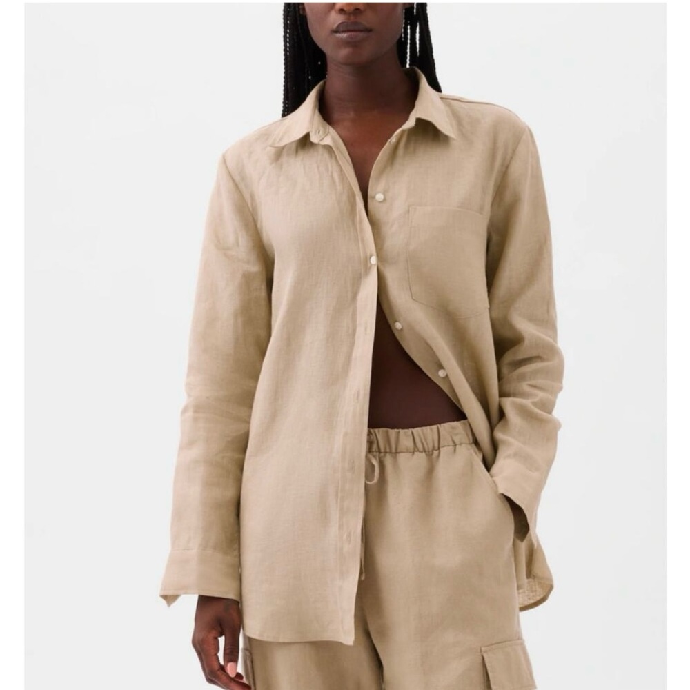GAP 100% Linen Boyfriend Shirt Women’s size M Iconic Khaki Tan NWT